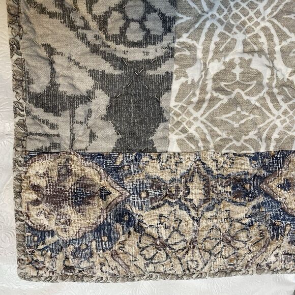 2 Pottery Barn Tessa Patchwork King Pillow Shams - Picture 7 of 11